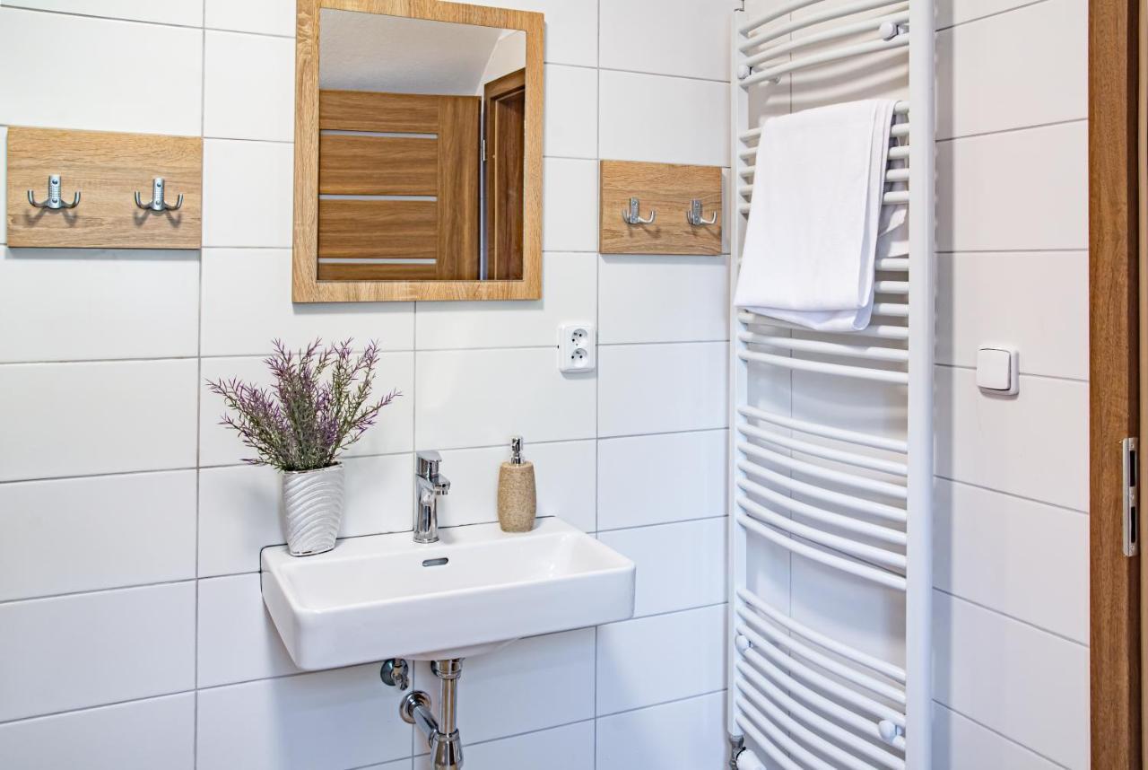 Apartmany Kurojedy Bor ภายนอก รูปภาพ